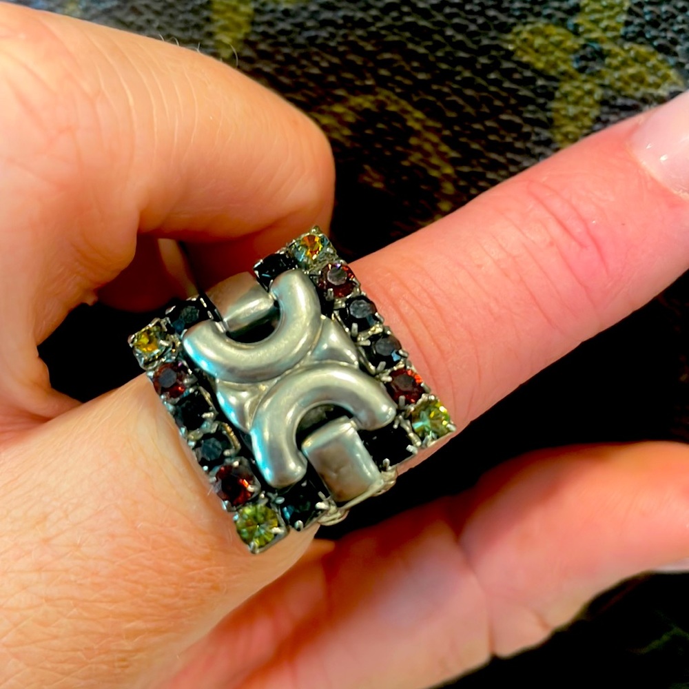 Sorrelli adjustable square design crystal ring